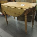 526 8486 DROP-LEAF TABLE